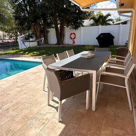 New! Waterfront Heated Pool & Jacuzzi 2 Mi To Beach - Fishing Pier Relaxing Spa & Hammock Fort Lauderdale Dış mekan fotoğraf