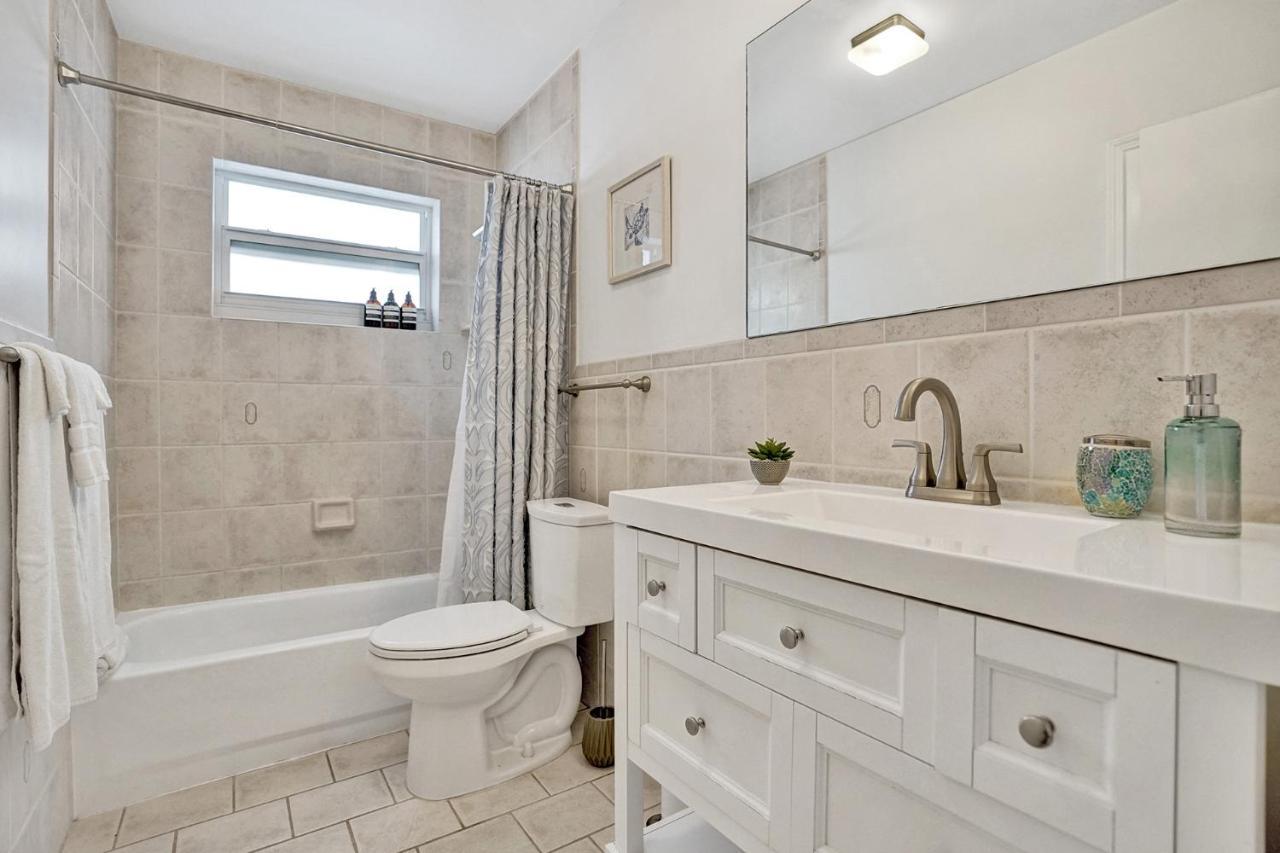 New! Waterfront Heated Pool & Jacuzzi 2 Mi To Beach - Fishing Pier Relaxing Spa & Hammock Fort Lauderdale Dış mekan fotoğraf